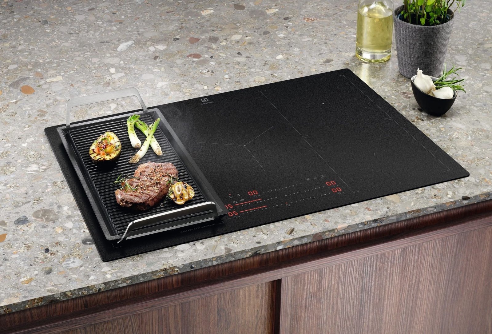 Electrolux EIS87553IZ – Płyta indukcyjna SenseBoil® & Fry 800 SaphirMatt® 80 cm – zdjęcie 2