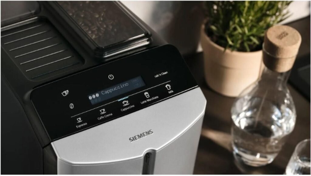 Ekspres automatyczny Siemens EQ300 TF303E01 – milkPerfect — zdjęcie 3