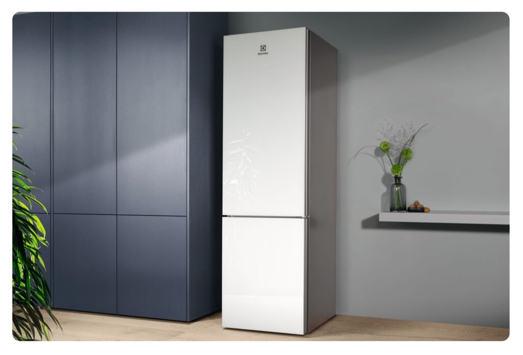 Electrolux LNT7ME36G2 – Lodówka 800 Cooling 360° MultiSpace 201 cm — szczegóły