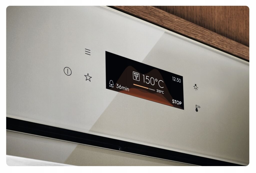 Electrolux LOE8F38S – Piekarnik 700 MealAssist kataliza — szczegóły