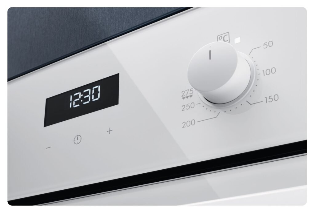 Electrolux EOF5F50V – Piekarnik SurroundCook 600 kataliza — szczegóły