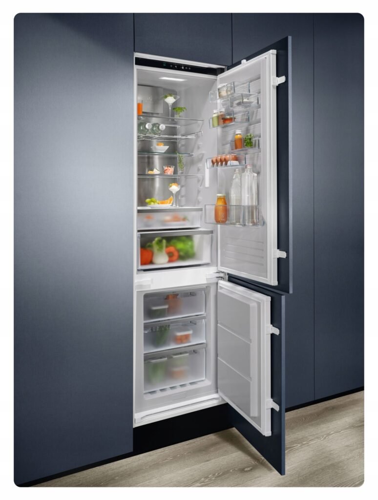 Electrolux ENC8MC19S – Lodówka 800 Cooling 360°C MultiSpace CustomFlex 188,4 cm — szczegóły