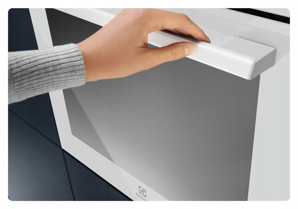 Electrolux LOE8F38V – Piekarnik 700 MealAssist kataliza — zdjęcie 3