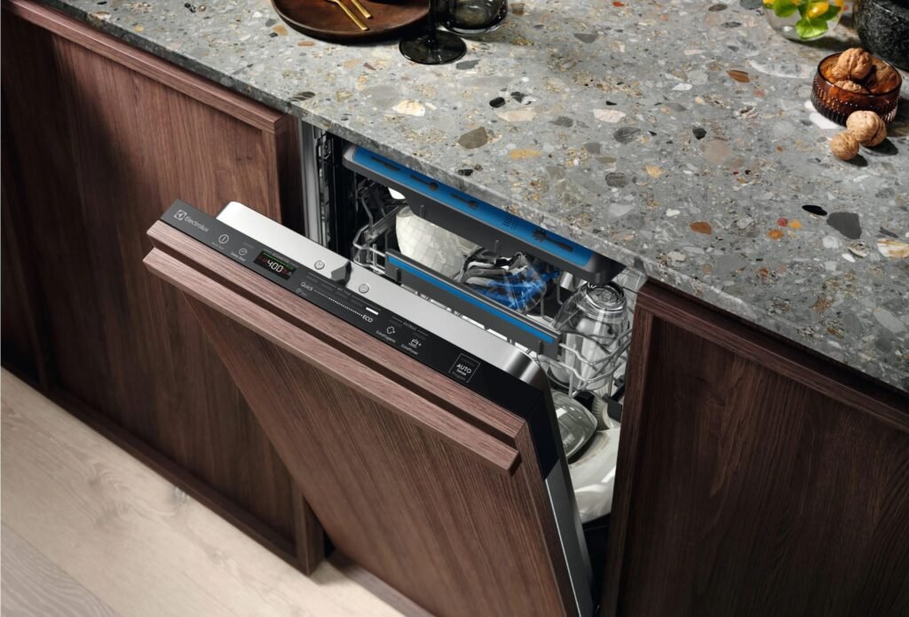 Electrolux KEMC3211L – Zmywarka do zabudowy 45 cm 600 QuickSelect — szczegóły