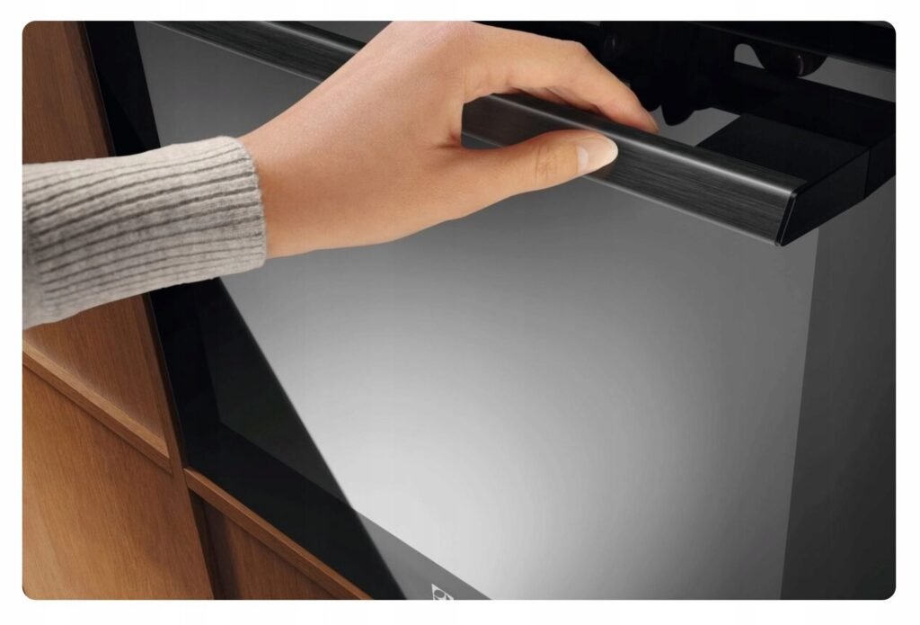 Electrolux LOE8F38Z – Piekarnik 700 MealAssist kataliza — zdjęcie 3